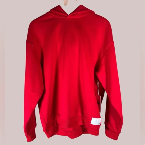 NWT Vuori Women's Restore Oversized (OS) Hoodie in Cherry - Picture 4 of 10